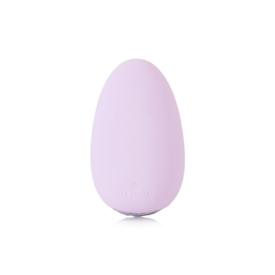 Je Joue MiMi Soft Vibrator Lavendel er en oval sart lavendelfarvet vibrator i kropsvenlig silikone
